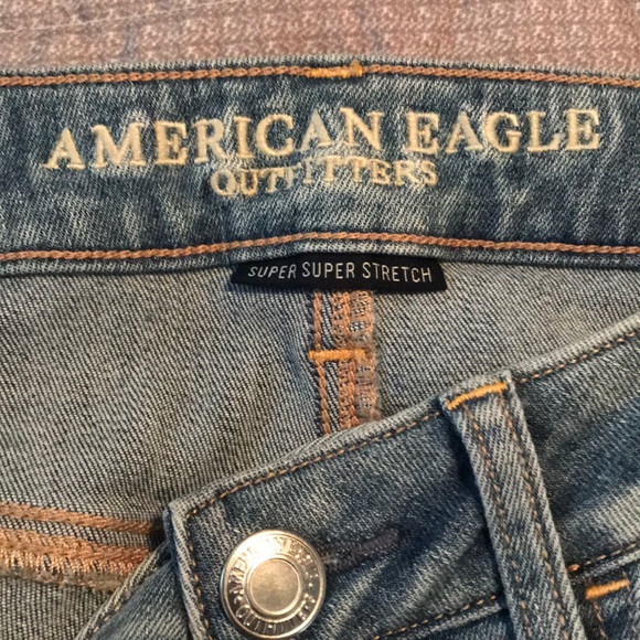 American eagle jeans super super stretch ,6, EUC - Picture 3 of 5